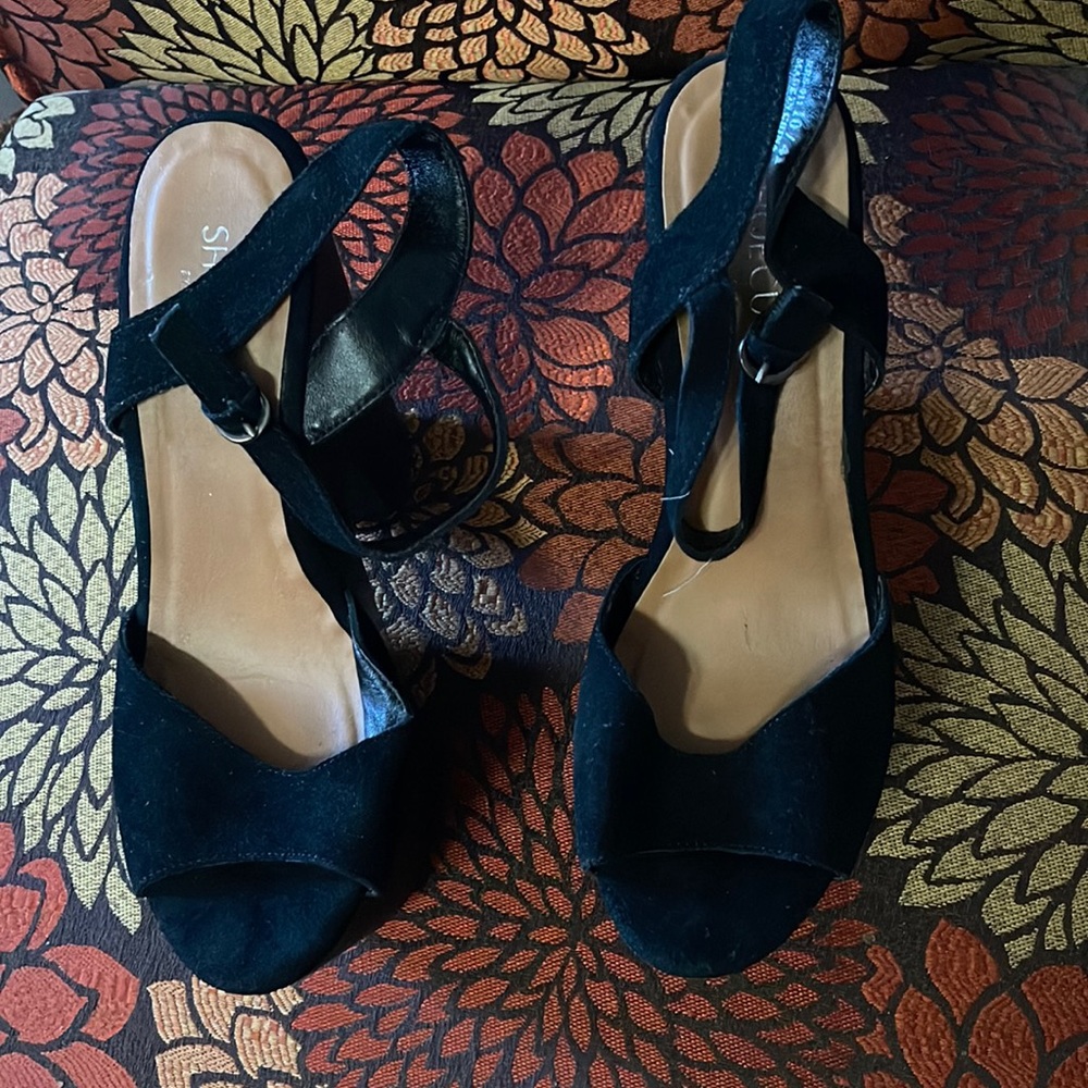 Chunky Heel Sandal